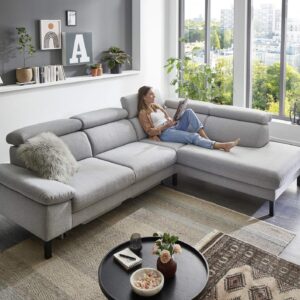Ecksofa Laina Stoff hellgrau mit verstellbaren Kopfteilen