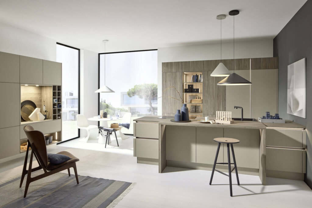 Nolte Designkueche mit Insel Beige