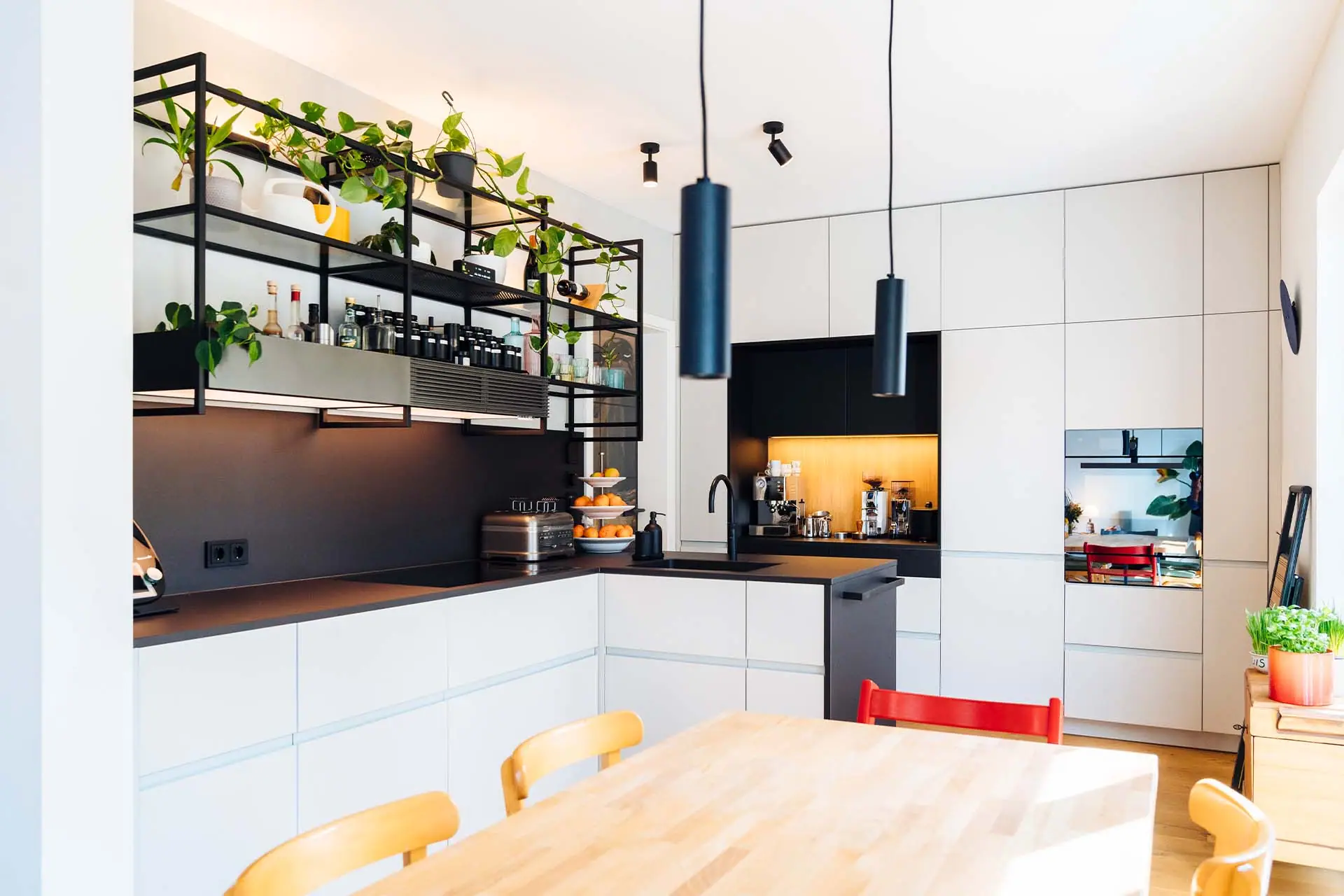 Ratiomat moderne Kueche Weiss matt