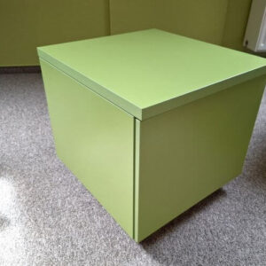 Rollcontainer mit Klappe