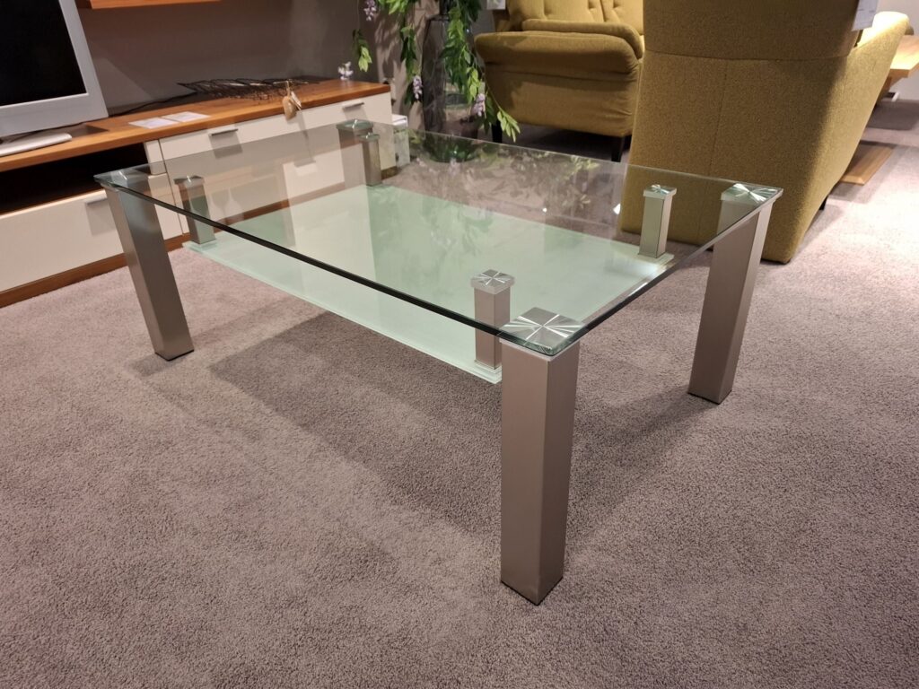 glas-couchtisch-4292-klarglas-satiniert-milieu